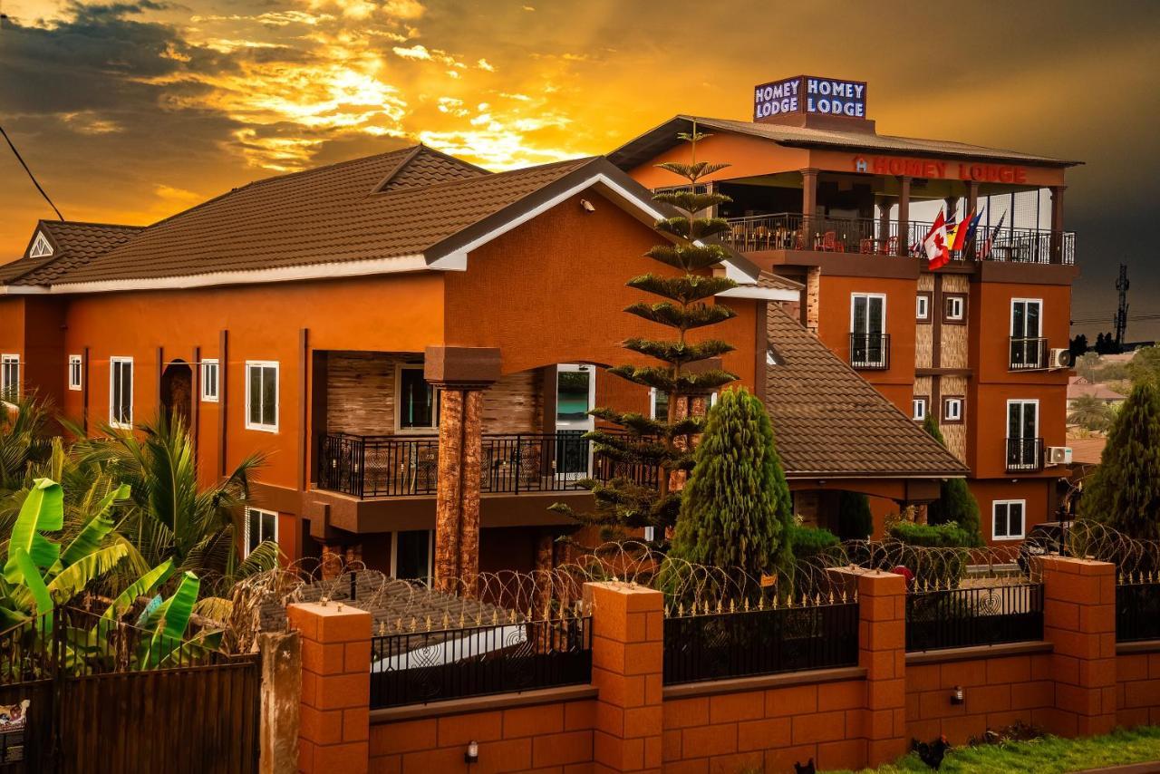 Homey Lodge 库马西 外观 照片