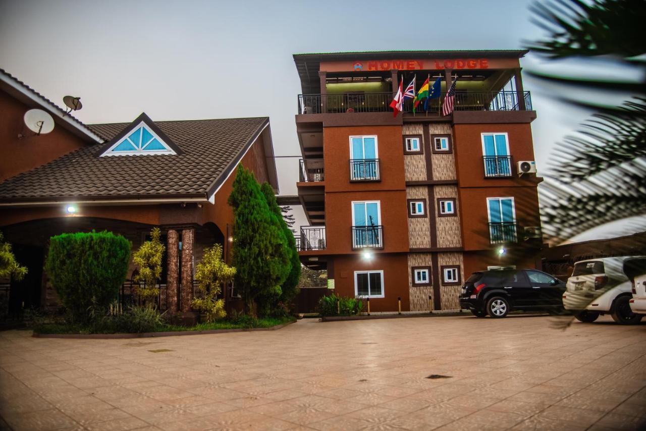 Homey Lodge 库马西 外观 照片