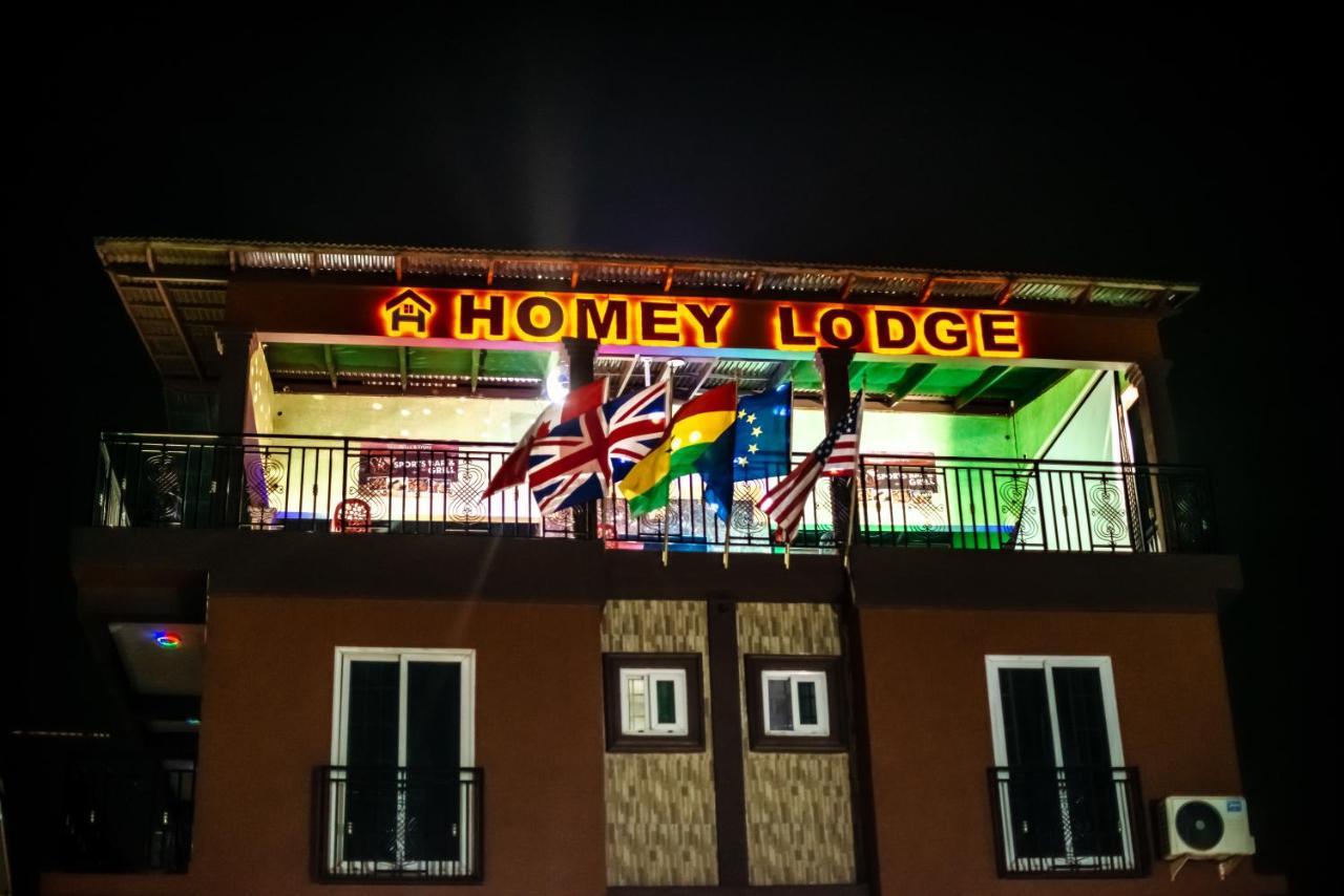 Homey Lodge 库马西 外观 照片