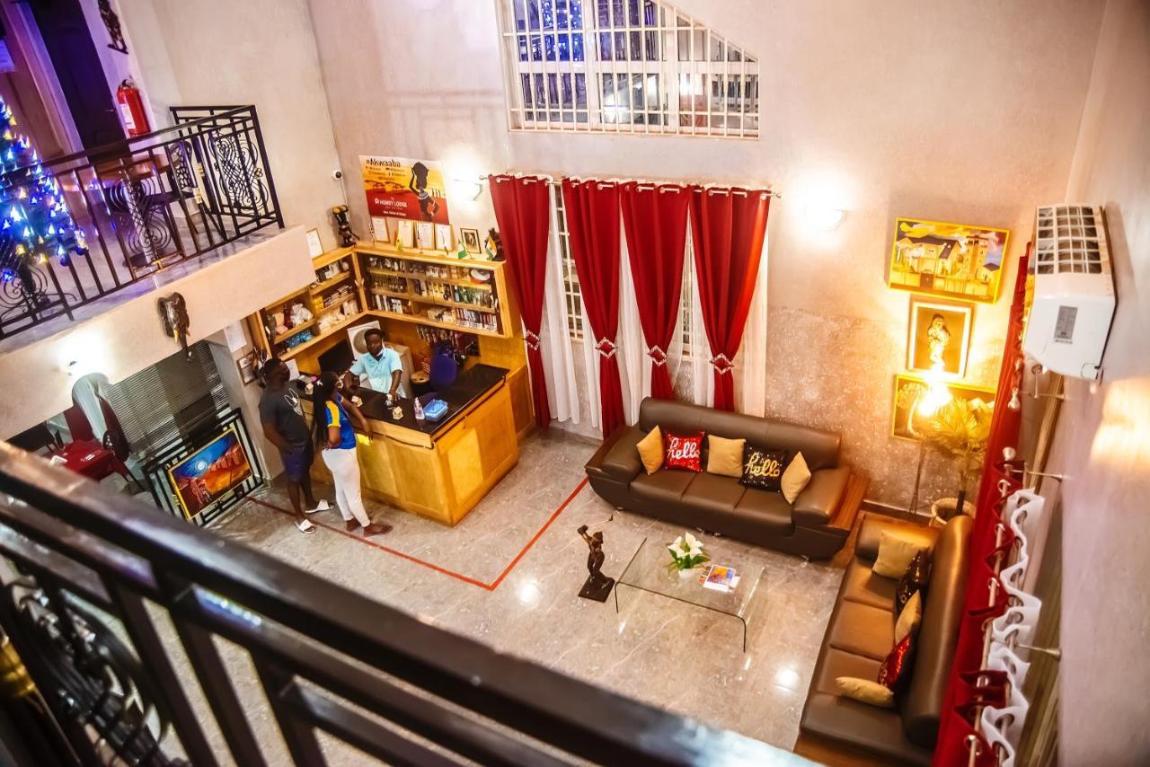 Homey Lodge 库马西 外观 照片
