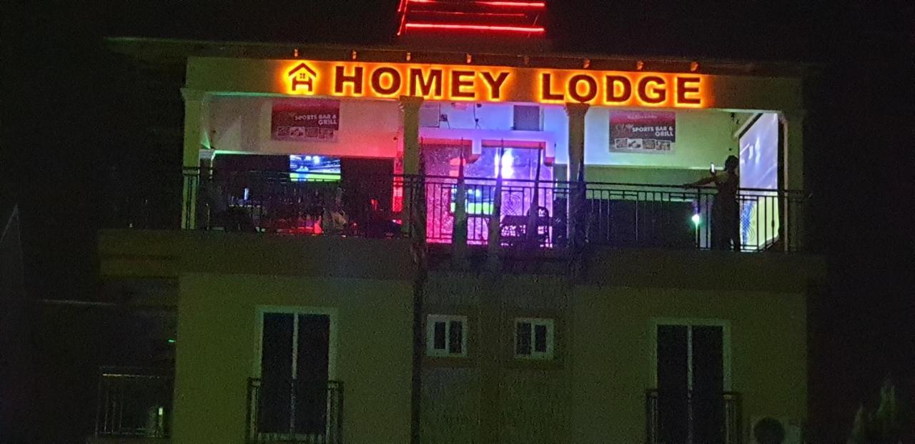 Homey Lodge 库马西 外观 照片